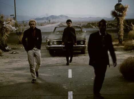 BOULEVARD OF BROKEN DREAMS